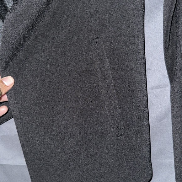 BCBG open front high low blazer - Picture 3 of 6